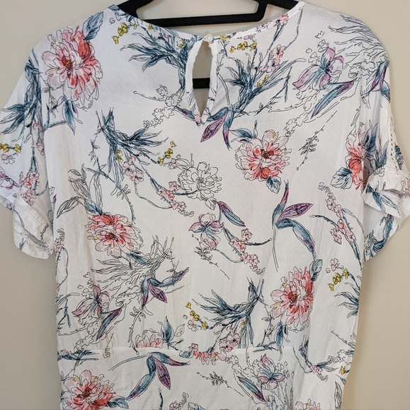 Buffalo David Britton Size Medium Textured Floral Tie Tie Waist Top - Picture 7 of 9